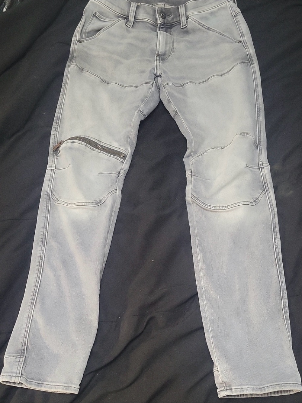 5620 3D Zip Knee Skinny Jeans
